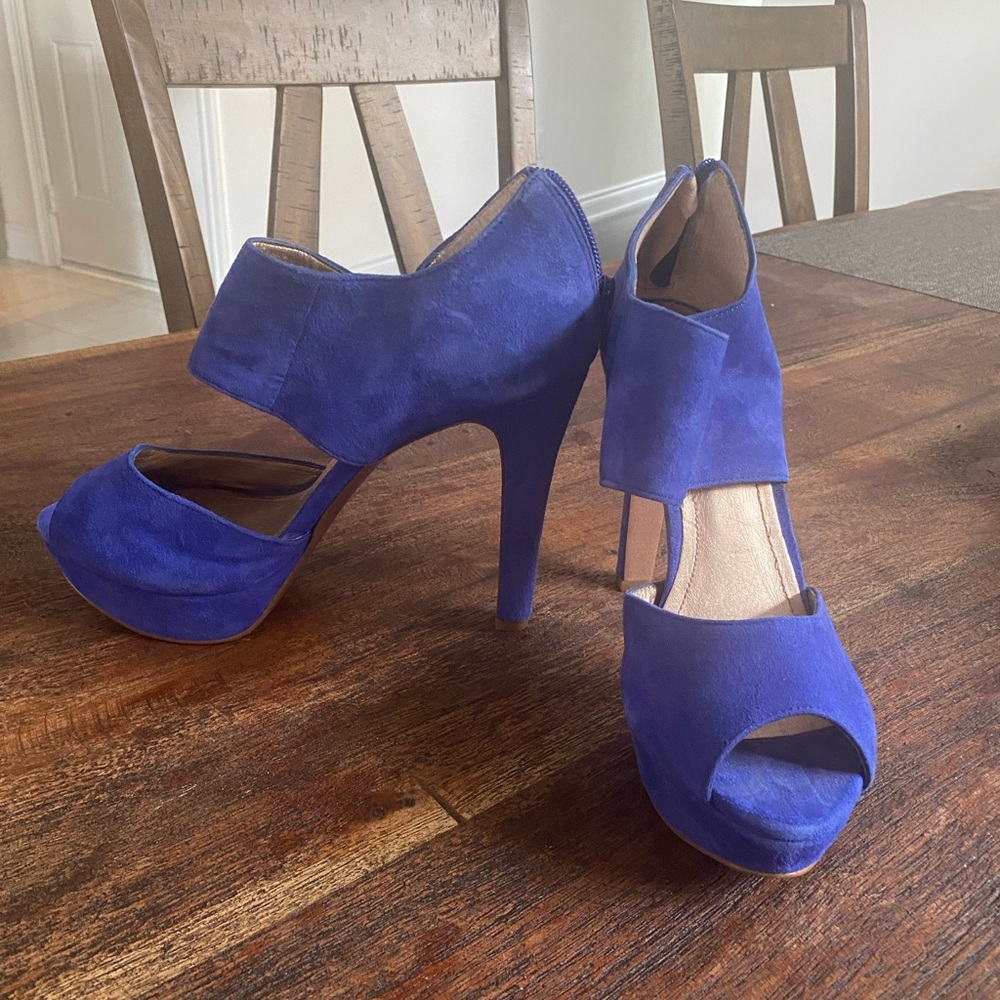 Women’s BCBGeneration Electric Blue Platform Heel